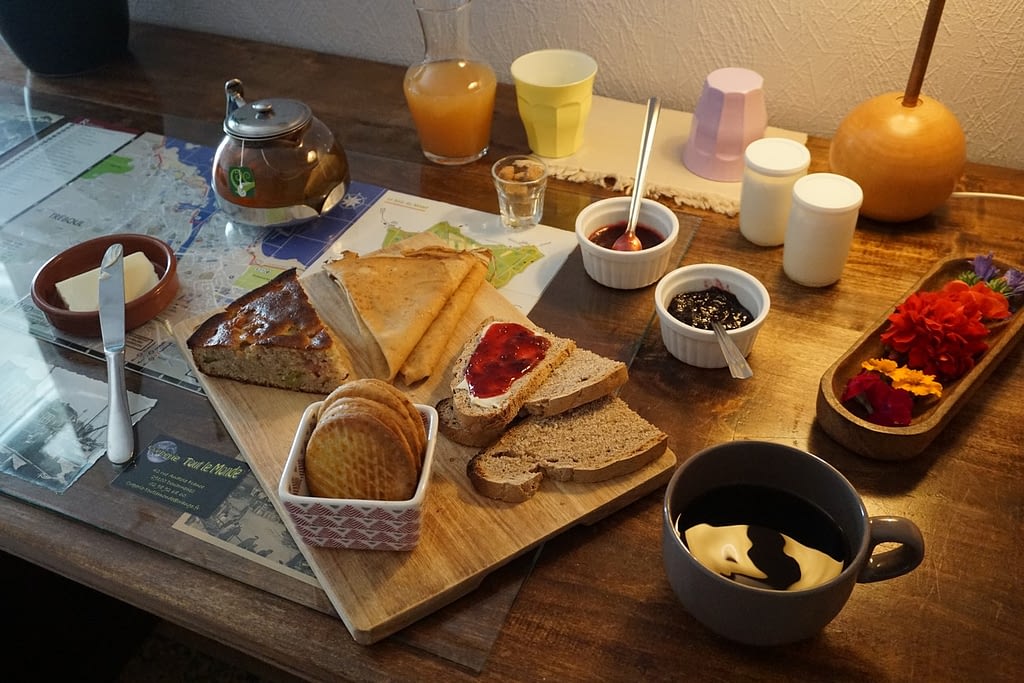Chambre d'hôtes finistère et petit déjeuner dans la chambre