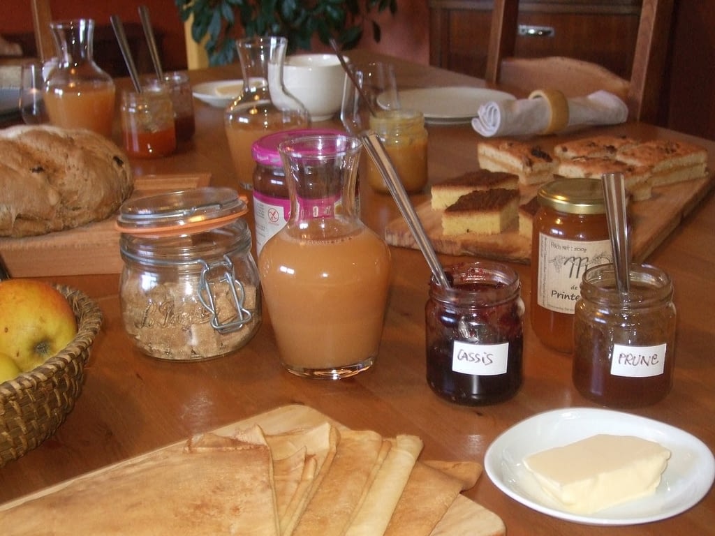 Petit déjeuner chambre d'hôtes Finistère